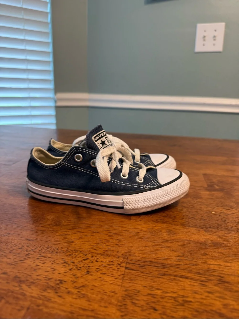 Converse Chuck Taylor All Star Low Top Navy Blue Kids Size 12